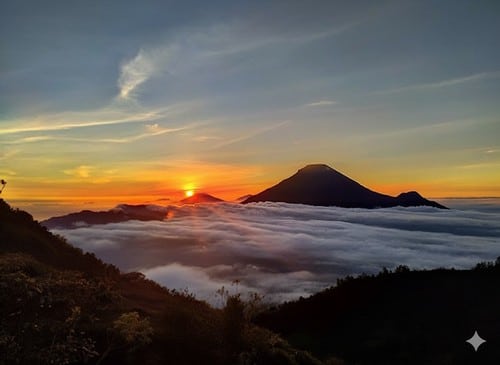 Bukit-Sikunir-Dieng-Plateu